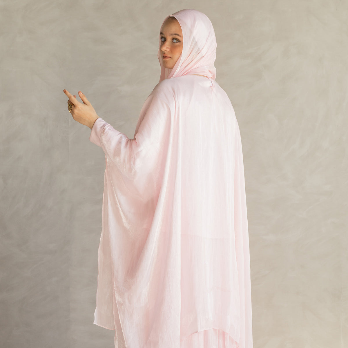 Rayhana Set in Baby Pink