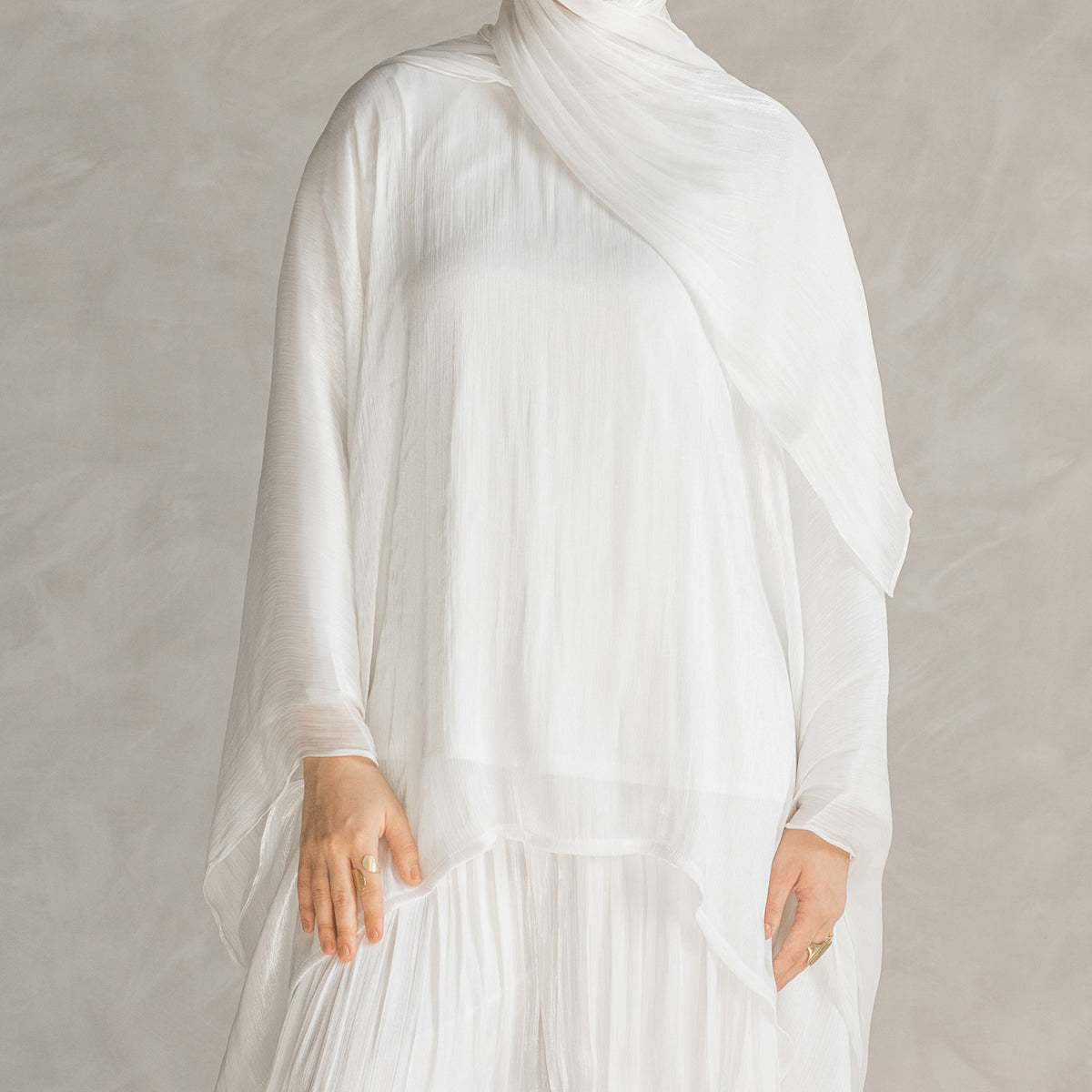 Rayhana Set in White