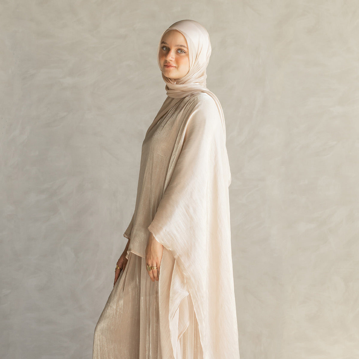 Rayhana Set in Beige