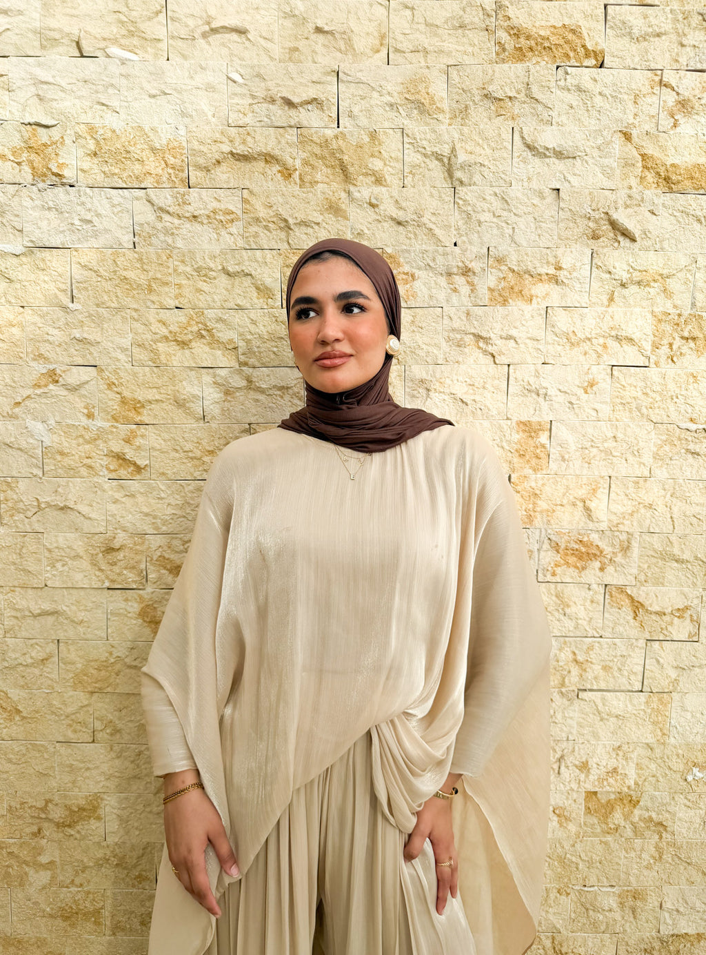 Rayhana - Light beige