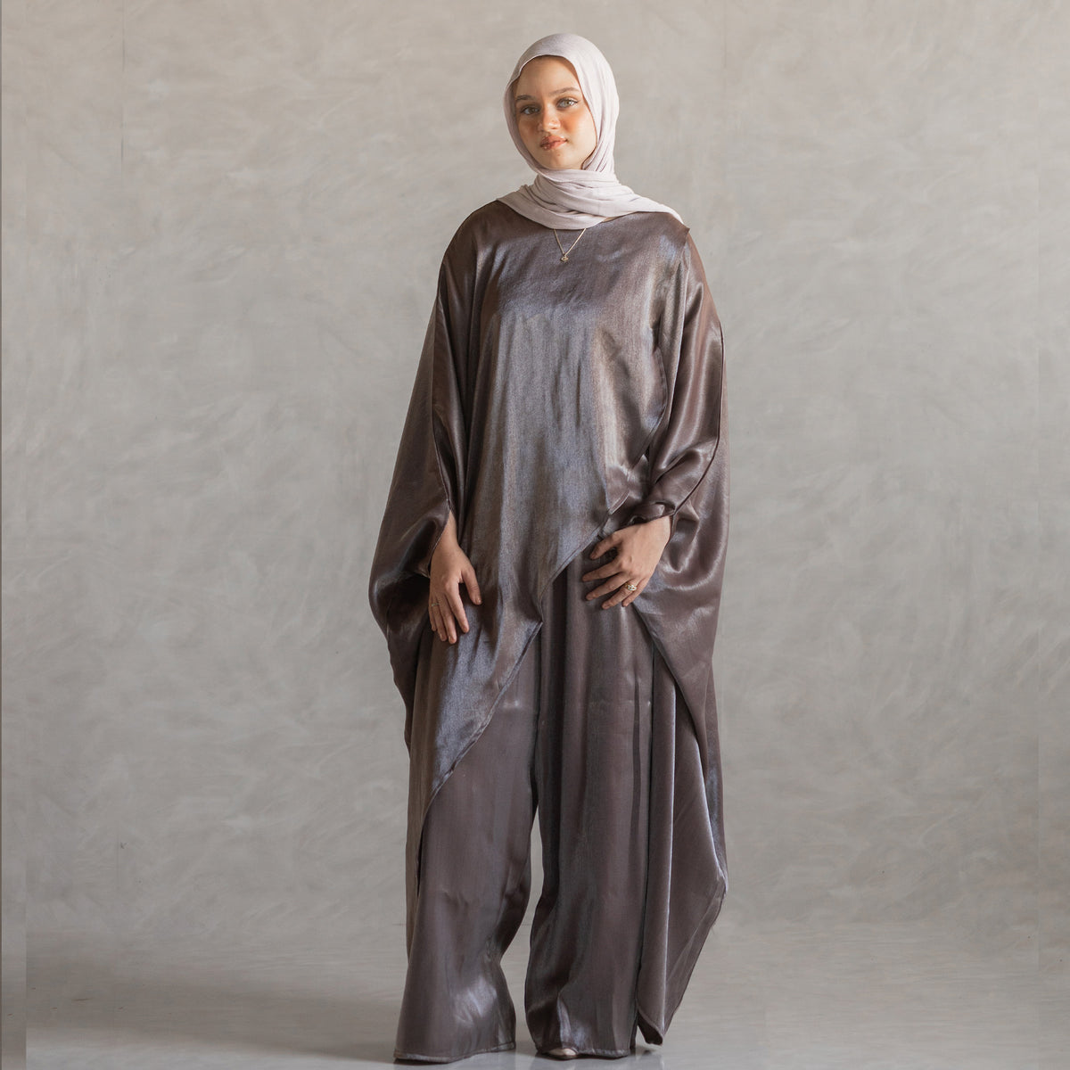 Muhra Set in Brown