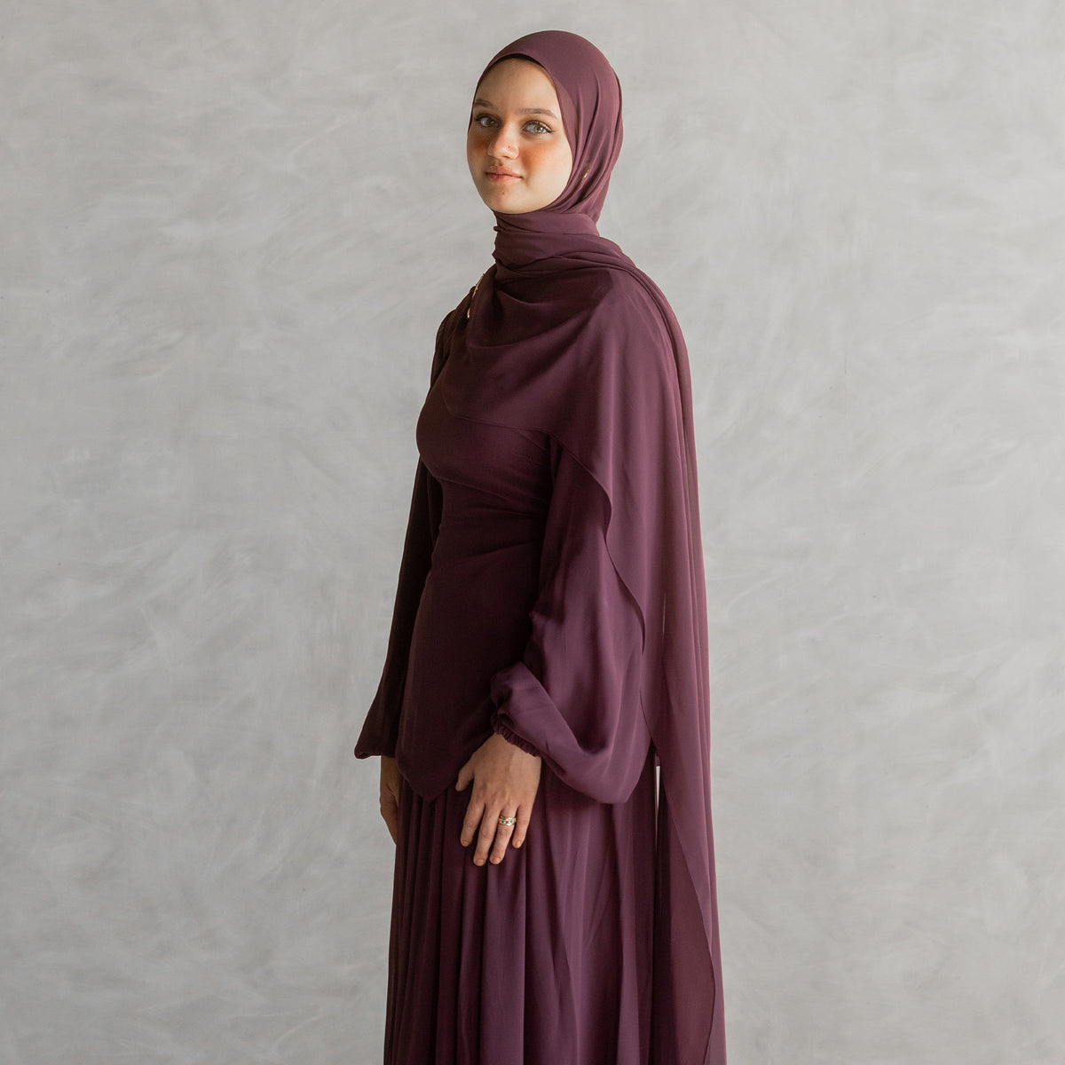 Rownaq Set in Maroon