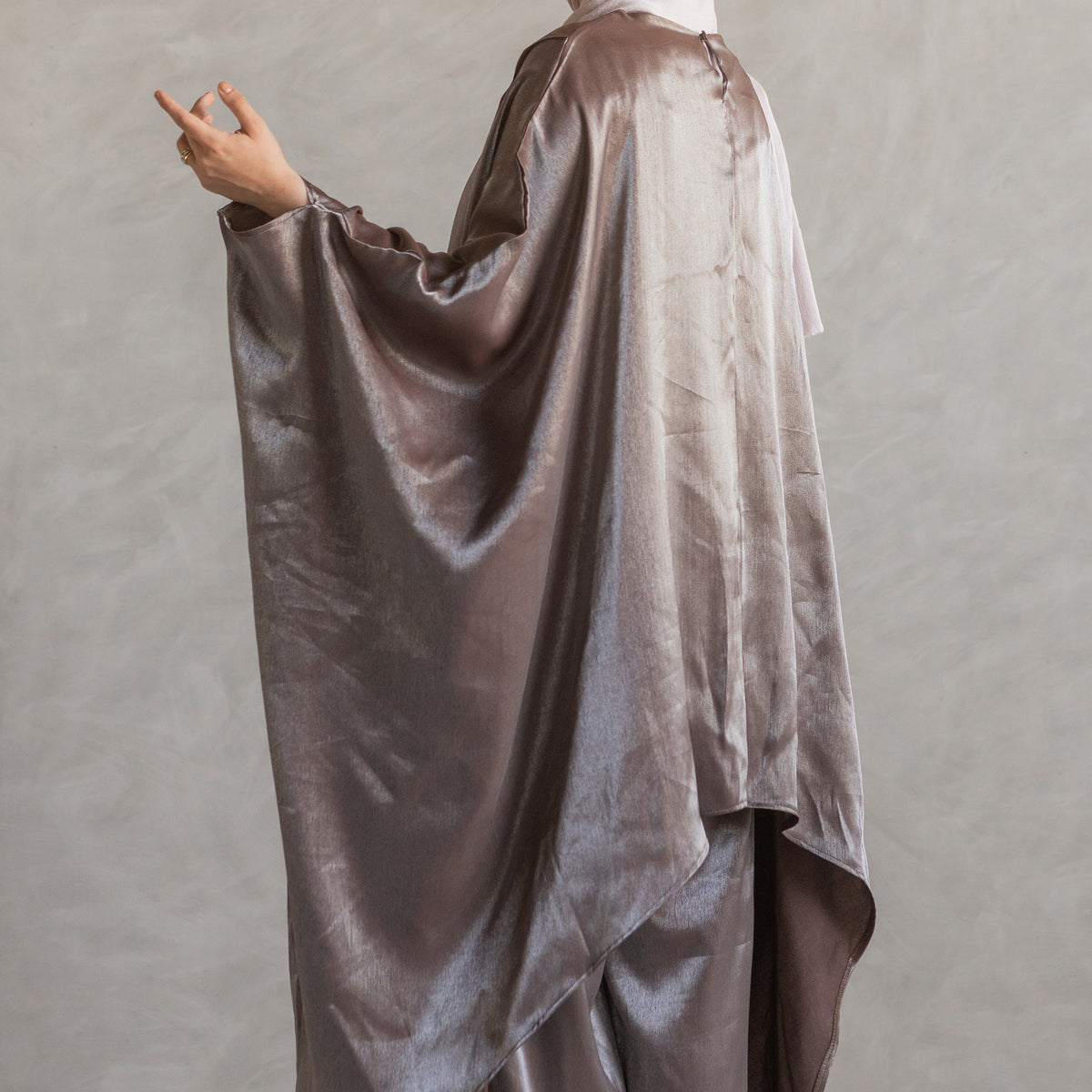Muhra Set in Brown