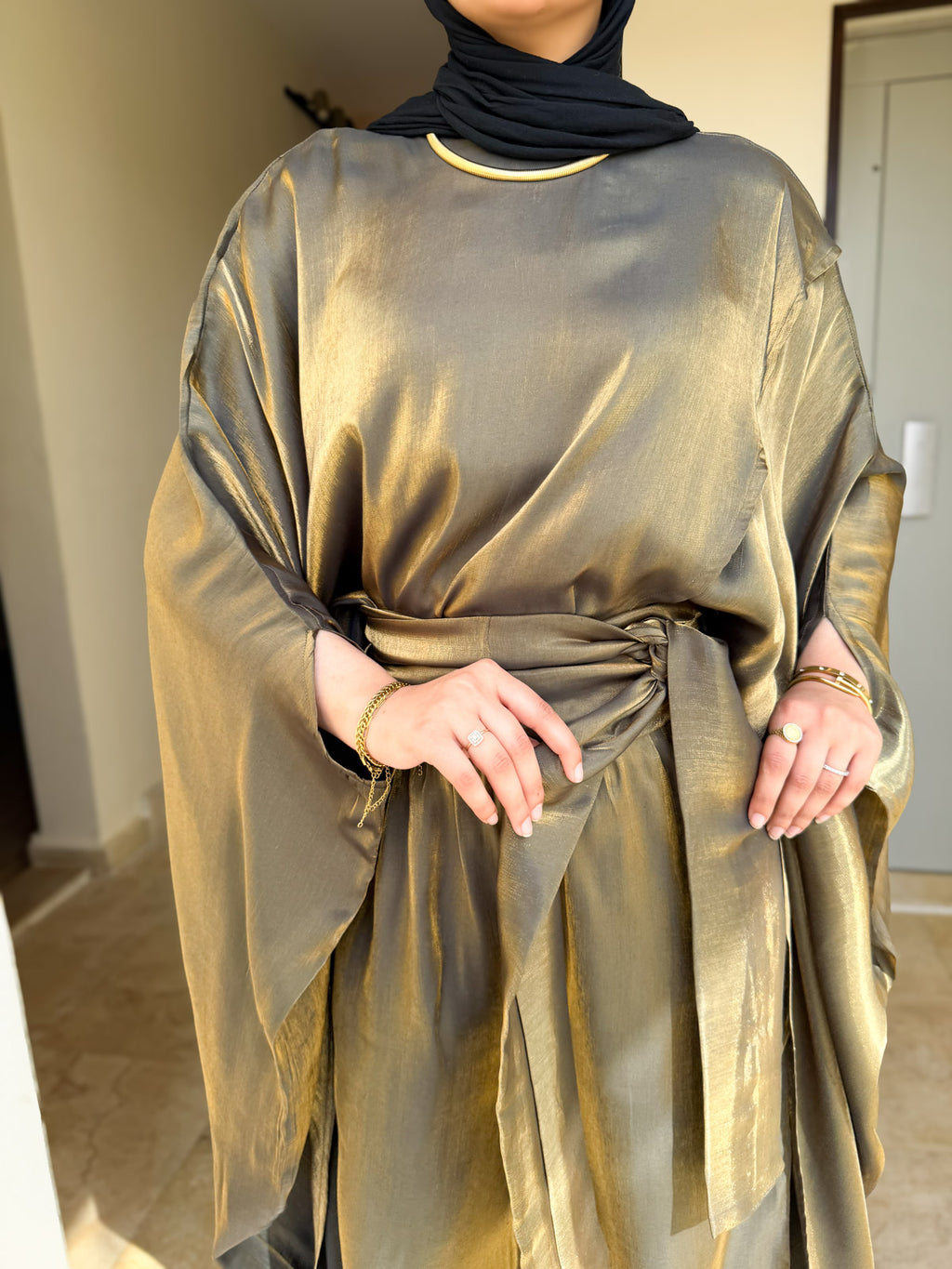 Muhra - dark Olive chameleon