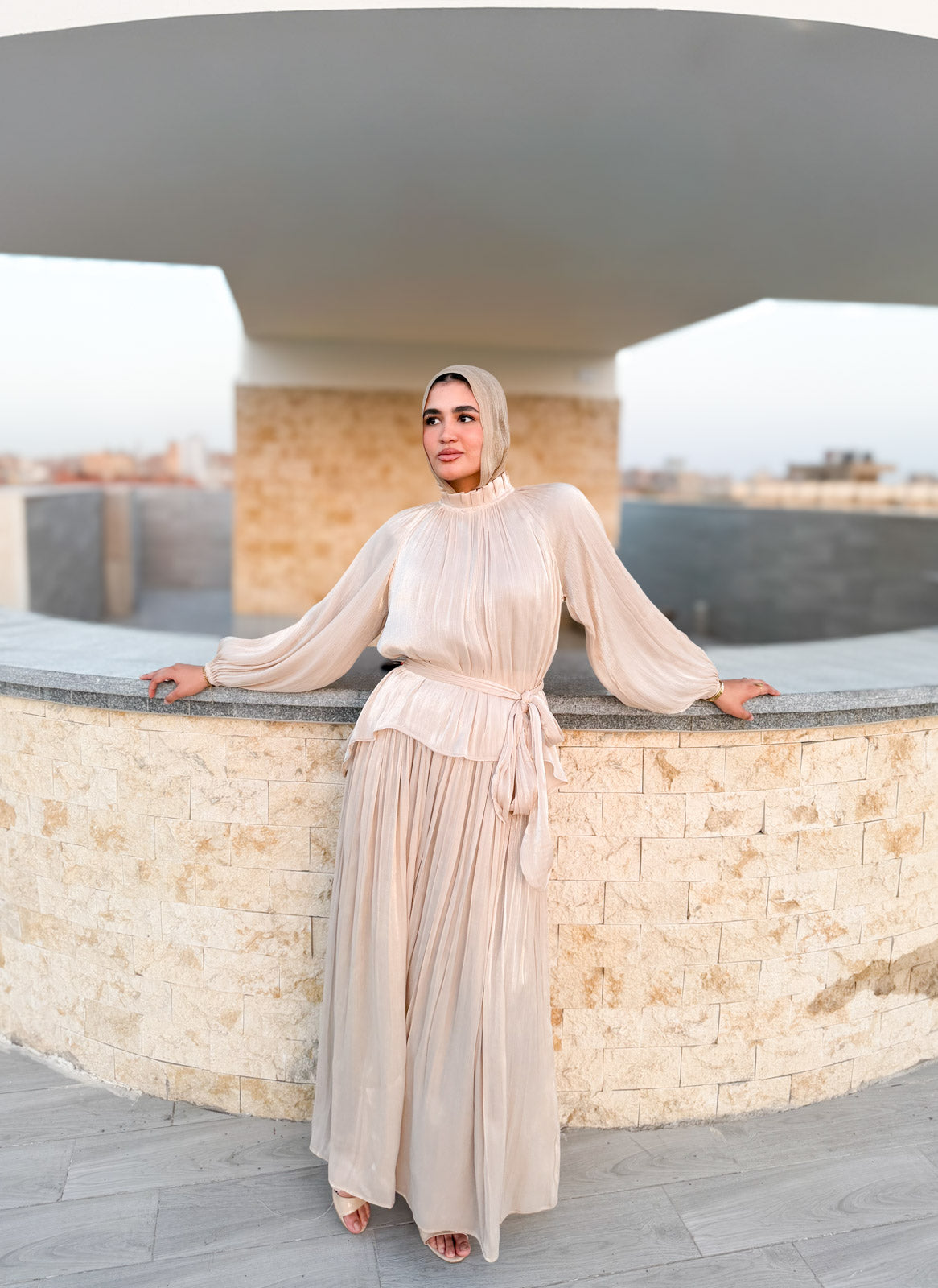 Sultana - Light beige